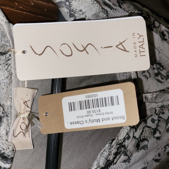 NWT Sofia Dress - Picture 3 of 4